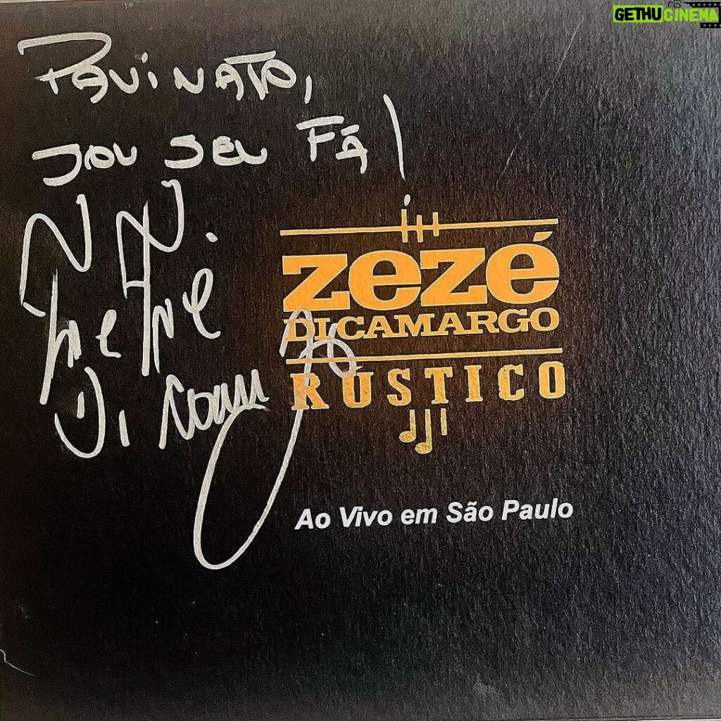 Tiago Pavinatto Instagram - Acordar com um presente desses, bicho. Baita sexta-feira. Valeu @felippeminello e @zezedicamargo São Paulo, Brazil