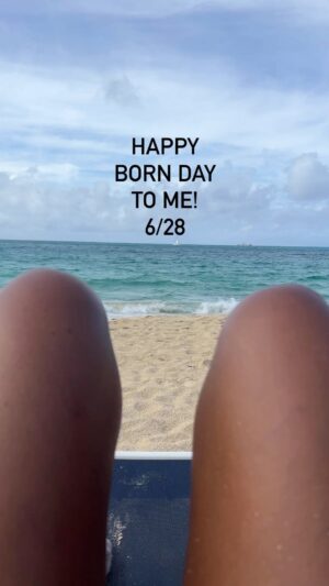 Tichina Arnold Instagram - Happy Born Day to all who graced this earth with your presence on this day.
Today is the day the world was never the same now that you’re in it. Have the happiest of Born Days. Be Happy. Be Cool. Be YOU.  With 🩵…TICHINA  #OperateInLOVE #LiveLoveLaugh