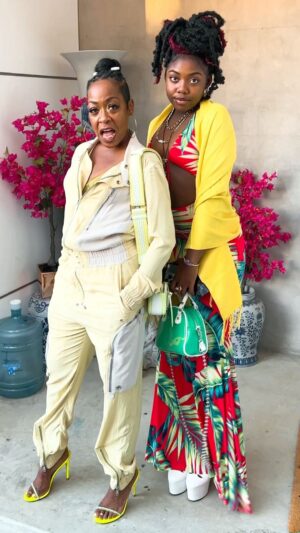 Tichina Arnold Instagram - Ya gotta love when your kids buy you gifts..with your own damn money. Geesh. #HappyHumpDay  #LiveLoveLaugh #TICHINAandALIJAH @alijahkai @tichinaarnold