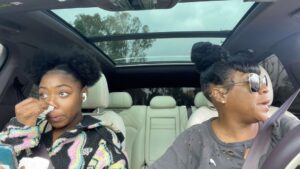 Tichina Arnold Instagram - Happy HomeGoods! I mean..Saturday! @alijahkai is not happy…but we’re GOING!  #TICHINAandALIJAH #SchoolMorningPlaylist -  Love on your kids whenever possible. #RecoveringHomegoodsAddict video. Lol!