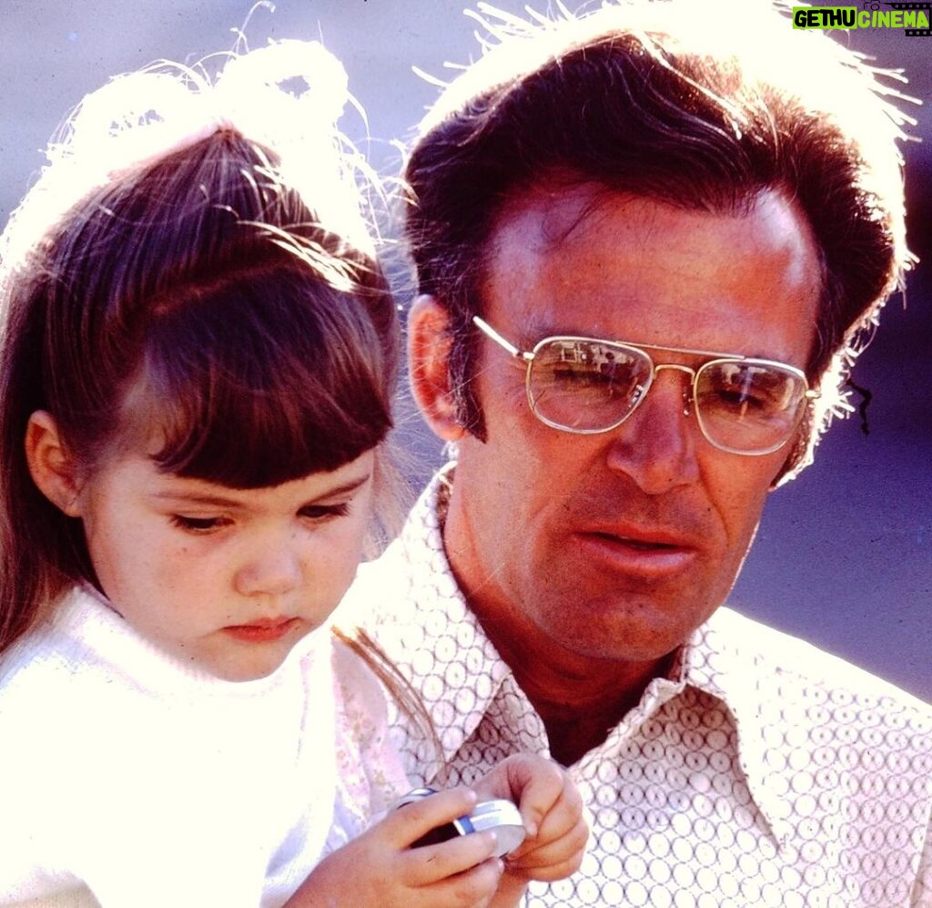 Tiffani Thiessen Instagram - Happy 85th Birthday Daddy! Another year around the sun and another candle added to your cake. (🍋 of course) So much to be proud and thankful for and you’re one of them. I ❤️ you Daddy!