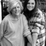 Tiffani Thiessen Instagram – ❤️❤️ A memorable day with my sweet mom. Thank you @cachotattoo for giving us this special gift #i❤️uttaf