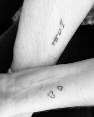Tiffani Thiessen Instagram - ❤️❤️ A memorable day with my sweet mom. Thank you @cachotattoo for giving us this special gift #i❤️uttaf