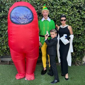 Tiffani Thiessen Instagram - What does Elf, Audrey Hepburn, James Bond and Among Us have in common? ABSOLUTELY NOTHING. #HappyHalloween 🎃