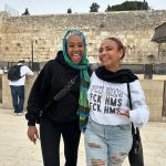 Tiffany Haddish Instagram - I’m learning a lot from people who came to learn @tiffanyhaddish thank u for the experience enjoyed every laugh love u fam🇮🇱🖤 Amazing FCK HMS shirt by @shoppopbymare