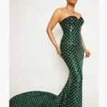 Tiffany Haddish Instagram - Its time for the Oscars #sheready Custom @Dolcegabbana dress Jewelry @Pomellato @waymanandmicah. @hair4kicks. @kingmalimagic @jveloz Photog