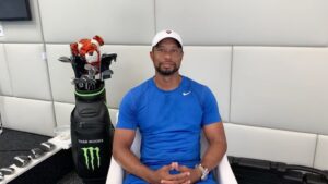 Tiger Woods Instagram - ‪I accept the @allinchallenge. I’m all in! You have the chance to win a putting lesson from me and two VIP experiences at this year’s Hero World Challenge in the Bahamas. Visit their website to donate to enter.  #allinchallenge ‬