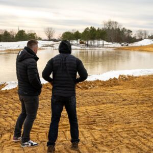 Tiger Woods Instagram - Temps were low but excitement is high at Trout National. Highlights from another great visit with @tigerwoods and @tgr.design as we continue to make forward progress on the course.