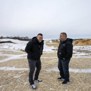 Tiger Woods Instagram - Temps were low but excitement is high at Trout National. Highlights from another great visit with @tigerwoods and @tgr.design as we continue to make forward progress on the course.