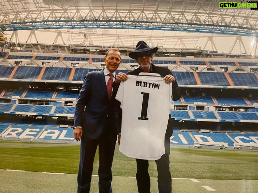 Tim Burton Instagram - FYI. I am no longer a director. I now play for Real Madrid.