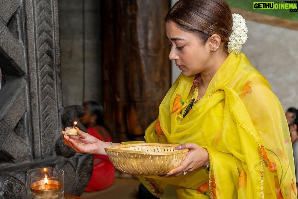 Tina Datta Instagram - On the sacred occasion of Mahashivratri, immerse yourself in the Divine energy that flows from the cosmic dance of Lord Shiva .. May the auspicious vibes of this occasion bring serenity, prosperity, and spiritual awakening in our lives.. Har Har Mahadev . . . #shiva #ShivaGirlForever #LoveForShiva Adiyogi Coimbatore