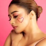 Tina Datta Instagram - The day of love and the day to tell yourself that loving yourself and cherishing YOU is most important! Count your blessings and the top of the list is valuing yourself! Happy Valentines ❤️ . . #happyvalentinesday #love #tinadatta #selflove Mumbai, Maharashtra