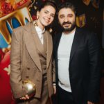 Tina Kandelaki Instagram - Вчерашняя презентация сезона — настоящий ураган. Как может быть иначе, если работает команда лучших на рынке! Мы стремительно движемся вперед и работаем как конвейер по производству новых форматов, интересных программ и крутых звезд. Мы ценим и благодарим вас, наши дорогие зрители, за интерес и любовь к нашим проектам! Еще раз с 25-летием, мой любимый канал ТНТ!🎉