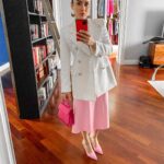 Tina Kandelaki Instagram – Эта Барби любит розовый!

#БитваЛуков сегодня про самый горячий тренд последних месяцев 🔥

Выбирайте любимый образ)