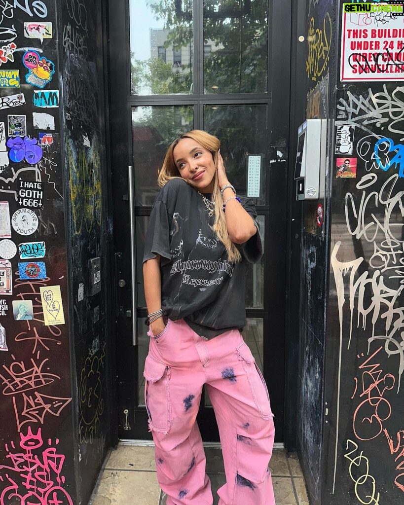 Tinashe Instagram - back in the bitty Brooklyn, New York