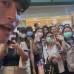 Tinnasit Isarapongporn Instagram - ขอบคุณทุกคนมากๆนะครับบ ถ้าไม่มีทุกคนและเพื่อนของผมสิ่งนี้คงไม่เกิดขึ้น ทุกคนมีความสุขผมก็มีความสุขครับบ ขอบคุณพลังใจและพลังกาย ปลาสเตอร์ ปิ๊กกีตาร์ น้ำ ทิชชู่ ลูกอม ฯลฯ ขอบคุณที่ทุกคนเป็นกำลังใจให้กันและกัน อยู่ข้างๆกันไปเรื่อยๆนะครับ เงินบริจาคตอนนี้อยู่ในบัญชีเรียบร้อยครับ 19,242 บาทถ้วน ขอบคุณมากๆครับ ผมจะทำให้เต็มที่ที่สุดเพื่อทุกคนและโลกใบนี้ครับ🍀