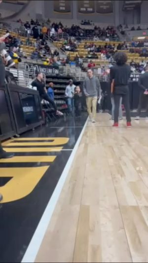 Tiny Harris Instagram - My baby @heiressdharris been having an amazing wk. 1st @djgregstreet Leaked her Christmas song What Does Christmas Mean To You. Her first ever single coming soon. Then she sung the National Anthem yesterday at the The Alabama State & USC game. The mic was tripping but she held it down so professional like! Thank you @bamastatesports for having her & @mydjdrehbcutour for setting it up & @eclass1982 too! @iamreginalove  @annietracy @captainchan__