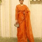 Tisca Chopra Instagram - Swipe to see what happens 15 years down.. Wearing @toraniofficial @anmoljewellers @gianvitorossi Makeup @makeupbymahi.k Hair @kromakaysalon #Jyoti Style Assitant @ziniyasfashion #iranupurreception #everydayslay