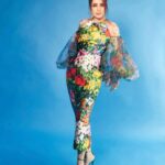 Tisca Chopra Instagram - Bloomin .. In @gauriandnainika 📸 @vidhigodha @stylemuze @gucci @shopeurumme @cashmakeupartistry @ashisbogi @netflix_in #murdermubarak #everydayslay