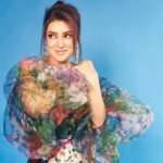 Tisca Chopra Instagram - Bloomin .. In @gauriandnainika 📸 @vidhigodha @stylemuze @gucci @shopeurumme @cashmakeupartistry @ashisbogi @netflix_in #murdermubarak #everydayslay