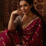 Tisca Chopra Instagram – Queen vibes ..

Wearing 
@labelsouravdas 
@kavyapotluriofficial 
Carpet @obeetee 
📸 @shannonmikhaillobo 
Concept @theitembomb