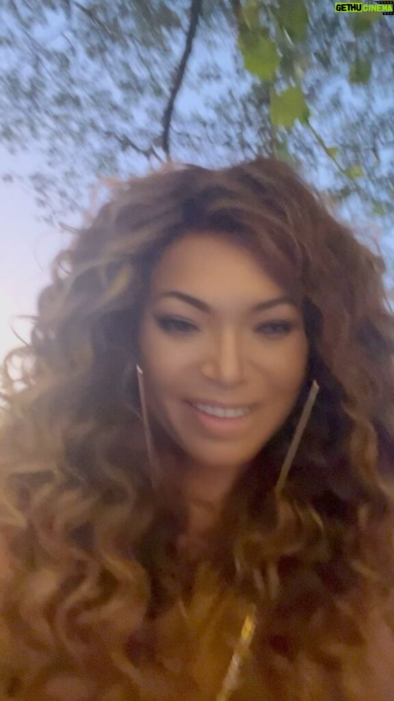 Tisha Campbell Instagram - ❤️❤️❤️❤️ …that’s all! Congrats to my baby sister!!!!! The amazing support you both have, from your friends and family to the adoration you guys have with one another. What an honor to witness real love.