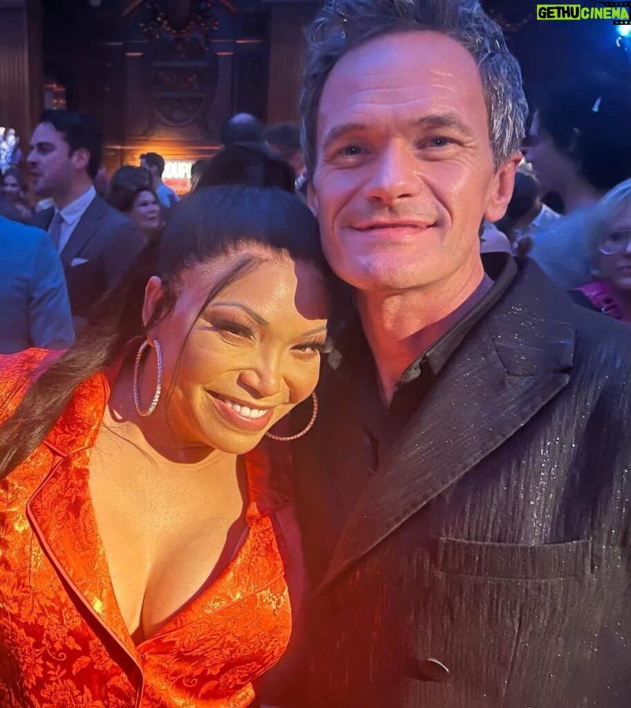 Tisha Campbell Instagram - About last night!!!! @netflix screened @uncouplednetflix Starring @nph myself @emersonbrooks @brooksashmanskas @mgh_8 #tukwatkins created by #sexinthecity creator Darren Star and producer of #modernfamily Jeffrey Richman what a stellar cast man