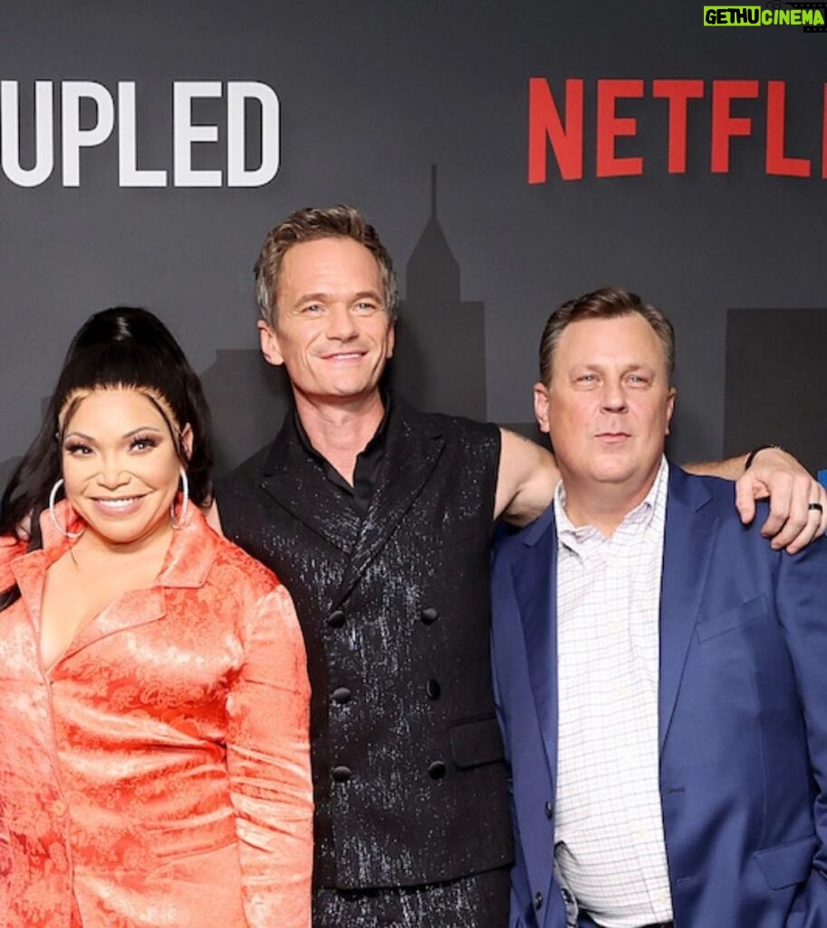 Tisha Campbell Instagram - About last night!!!! @netflix screened @uncouplednetflix Starring @nph myself @emersonbrooks @brooksashmanskas @mgh_8 #tukwatkins created by #sexinthecity creator Darren Star and producer of #modernfamily Jeffrey Richman what a stellar cast man