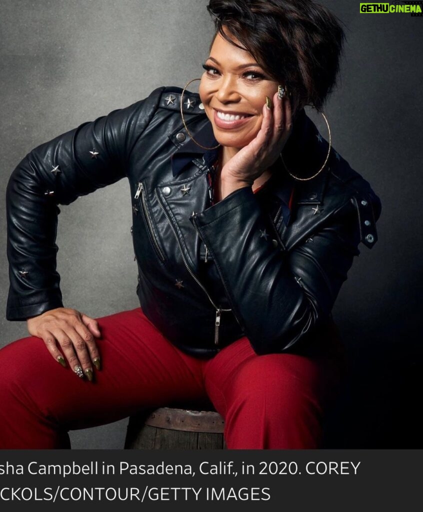Tisha Campbell Instagram - Check out the full #wallstreetjournal article @wsj dot com @uncouplednetflix premieres JULY 29th can’t wait for y’all to see! Created by #darrenstar and #jeffreyrichman who brought you Sex In The City and Modern Family! Starring an award winning CAST @nph myself @emersonbrooks @brooksashmanskas @mgh_8 @tucwatkins LETS GO!!!!