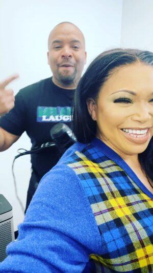 Tisha Campbell Instagram - Behind the scenes of the #martinshowreunion my boy @imawinner is helping @nikkrokkshair with this hair while  he’s thinks he’s serenading me.