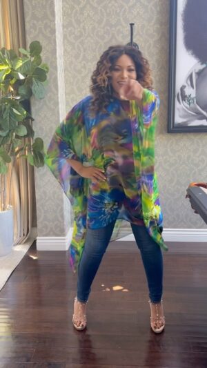 Tisha Campbell Instagram - @luenell I loved seeing you this weekend and thank you thank you thank you for my new pretty flowing  blouse from your new line collab with @iamangeladean love uuuuuuuuuuu