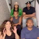 Tisha Campbell Instagram - That’s right! $5K, free burgers AND your own digital spot for @redrobinburgers ! Make sure to record and post your jingle before August 31 and check out RedRobin.com/YUMMM-Off for contest details! #RedRobinPartner #YUMMMoff #contest #free #burgers