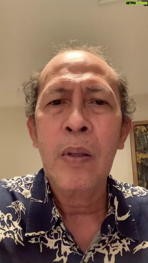 Tissa Biani Azzahra Instagram - 😭😭😭😭😭😭😭😭😭😭💔💔💔💔💔💔💔💔💔 guruku @yayuunru Innalilahi Wainnailaihi Rojiun Ya Allah di hari yang baik ini, berikan tempat Jannah untuk guruku. Dia sangat baik Ya Allah 😭😭😭😭