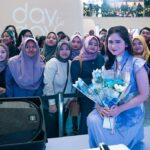 Tissa Biani Azzahra Instagram - Arek Arek Suroboyo!!! Thank u for having me @imploracosmetics 💜 makeup by my self hair do @hairdobyclarissa styled @reirr photo by @wilsonfotograf Tunjungan Plaza Surabaya