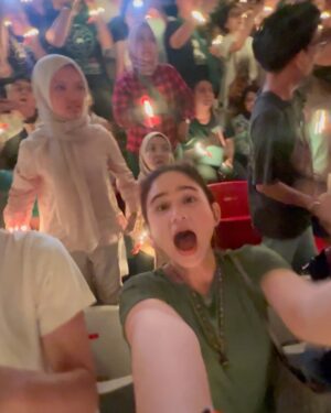 Tissa Biani Azzahra Instagram - Masya Allah Tabarakalah.. 
My first @coldplay concert 🪐
moment yang takkan terlupakan.
