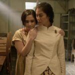 Tissa Biani Azzahra Instagram - Dear kak @therealdisastr , i dedicated this picture to you kak dian a.k.a mbak yu ku terimakasih atas kepercayaannya berperan bersama ku, terimakasih atas energi positive yang kakak kasih ke aku. dari reading, workshop, sampai shooting dimulai aku selalu merasa bersyukur bisa dikasih kesempatan kenal dan kerja bareng sama kakak. Walaupun ini adalah project pertama kita dan kita berperan sebagai kakak adik disini, jujur aku merasa nyaman dan banyak terbantu dengan kehadiran kakak disini, karena hampir disetiap adegan, kakak selalu kasih semangat yang baru untukku dan yang lain. Terimakasih untuk kejujuran dan optimisme yang kakak berikan untuk aku, Last but not least, Terimakasih ya kak sudah memberikan yang terbaik untuk Dasiyah. it is such an honour to meet you!🤍🤍🤍😍 #GadisKretek sedang tayang di @netflixid