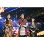 Tissa Biani Azzahra Instagram - Indonesian Movie Actors Awards 2023. tak terasa sudah tahun ke 3 membacakan nominasi disini, terimakasih banyak atas kepercayaannya @imaawards 🖤🥺 make up by my self hair do @hairdo_mitsa styled by @elisyatriyani wardrobe by @melahyarofficial photo by @rezaeza Studio RCTI ( Rajawali Citra Televisi )