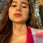 Tissa Biani Azzahra Instagram - sunkissed and make it pink. 🩷☀️