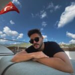 Tolgahan Sayışman Instagram - Seviyoruz denizi ve güneşi 💛 Bodrum