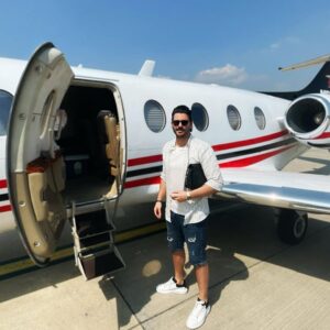 Tolgahan Sayışman Instagram - 👋🛩