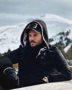 Tolgahan Sayışman Instagram - 