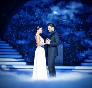 Tolgahan Sayışman Instagram - Happy 4th anniversary my love ❤
10.12.2014 - 10.12.2018