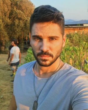 Tolgahan Sayışman Instagram - 