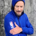 Tom Cavanagh Instagram - I love this league. @nba 🏀 @wnba 📷: @photo_mocavanagh