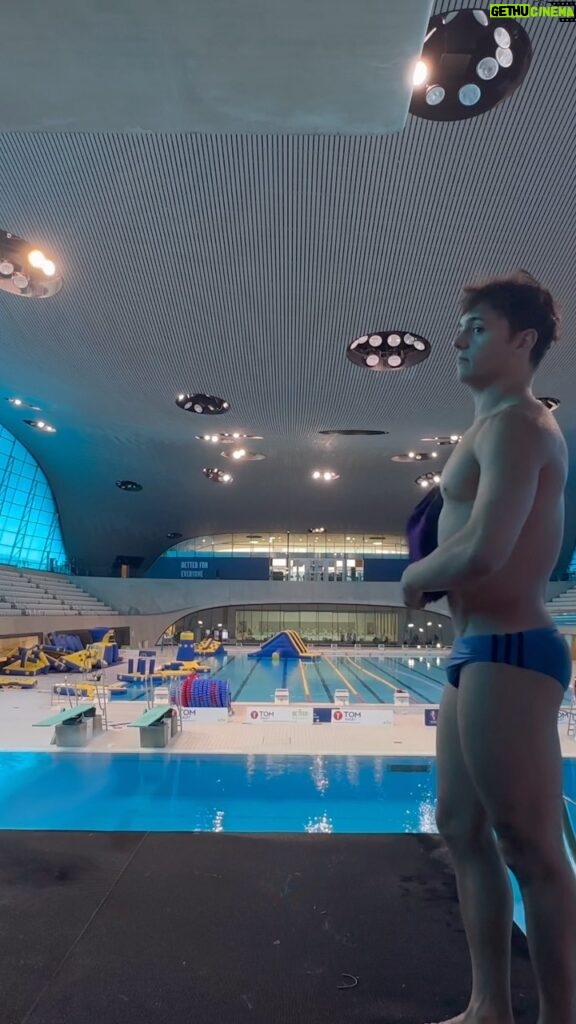 Tom Daley Instagram - LONDON TRAINING! 💦