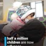 Tom Ellis Instagram - Repost @unicef One week into conflict in #ukraine , half a million children are now refugees. Please help if you can by donating to UNICEF, link is in my bio 🇺🇦 🙏🏻
