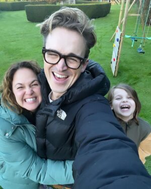 Tom Fletcher Instagram - Home sweet photobomb. From Hull to home for a day with the family before back with the @mcflymusic gang tomorrow.