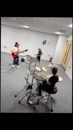 Tom Fletcher Instagram - If we sound a little unrehearsed it’s because the kids have taken over our practice room…🤘