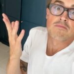 Tom Fletcher Instagram - I’m beginning to think it must be…🎄🎁 Link in bio #christmasaurus #achristmascarol #achristmasauruscarol #dinosaurs #childrensbooks #christmas