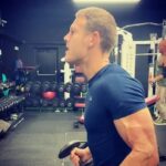 Tom Hopper Instagram - @mr_ironlouis putting me through some killer supersets at 6am this morning! I think his aim was to make road maps on my arms!